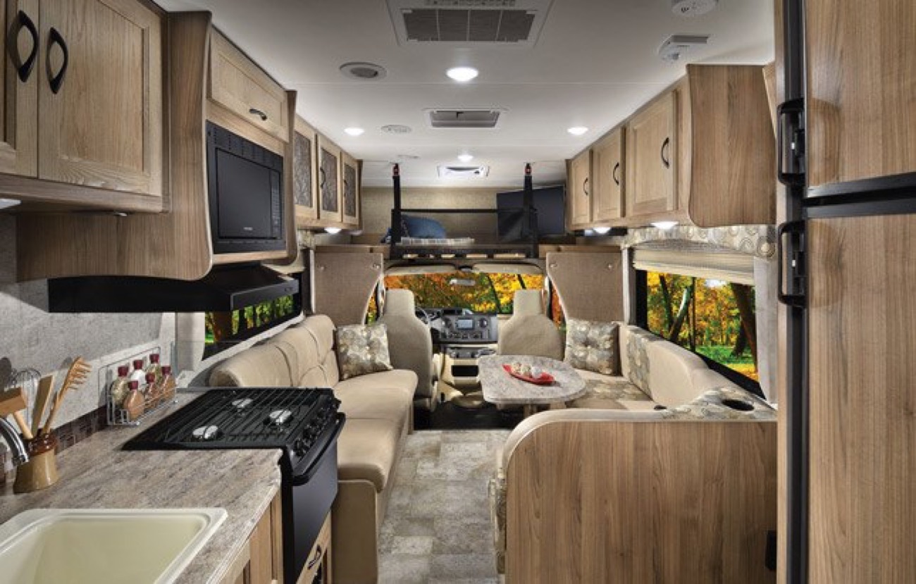 2018 Coachmen Freelander 26RS Review