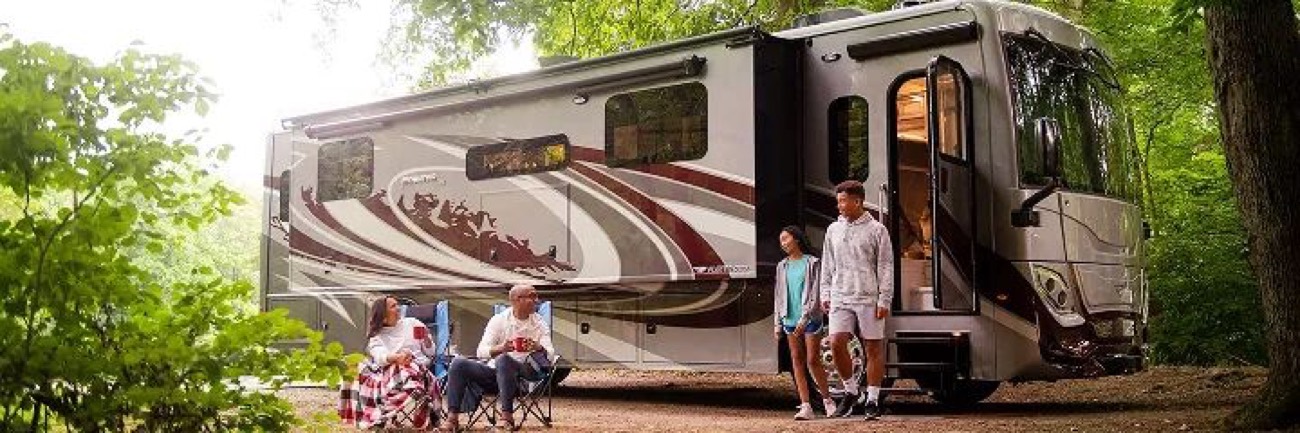 Frontier GTX RV - Party In Front, Business In Back